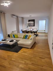 ea_1_resize_181694909