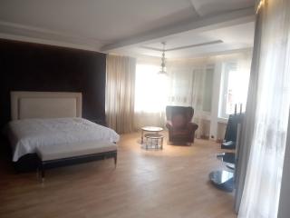 ea_IMG_155b572880025ea87695c49e2b9e2560_V__1__800x