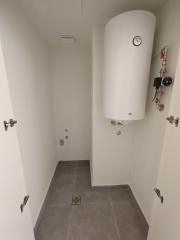 ea_IMG_40cc20ae8243e2202a60355fbb31a464_V